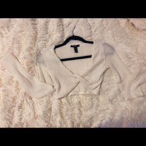 FOREVER 21 WHITE CROP TOP